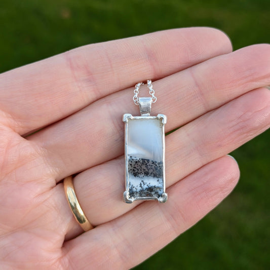 dendrite-rectangle-necklace