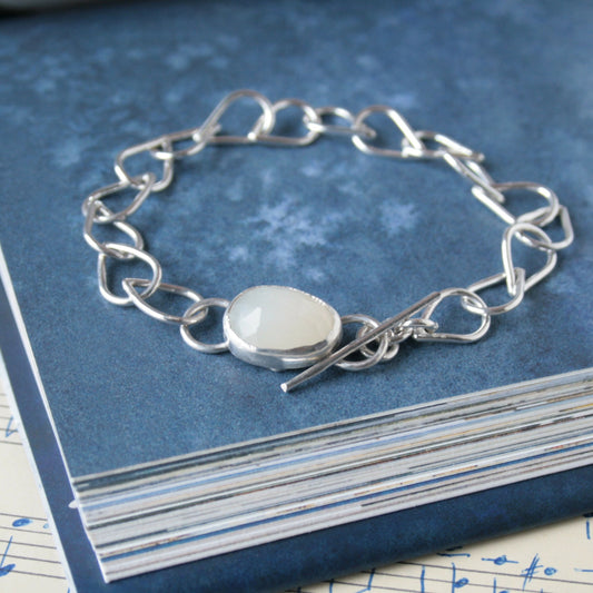 silver-toggle-bracelet