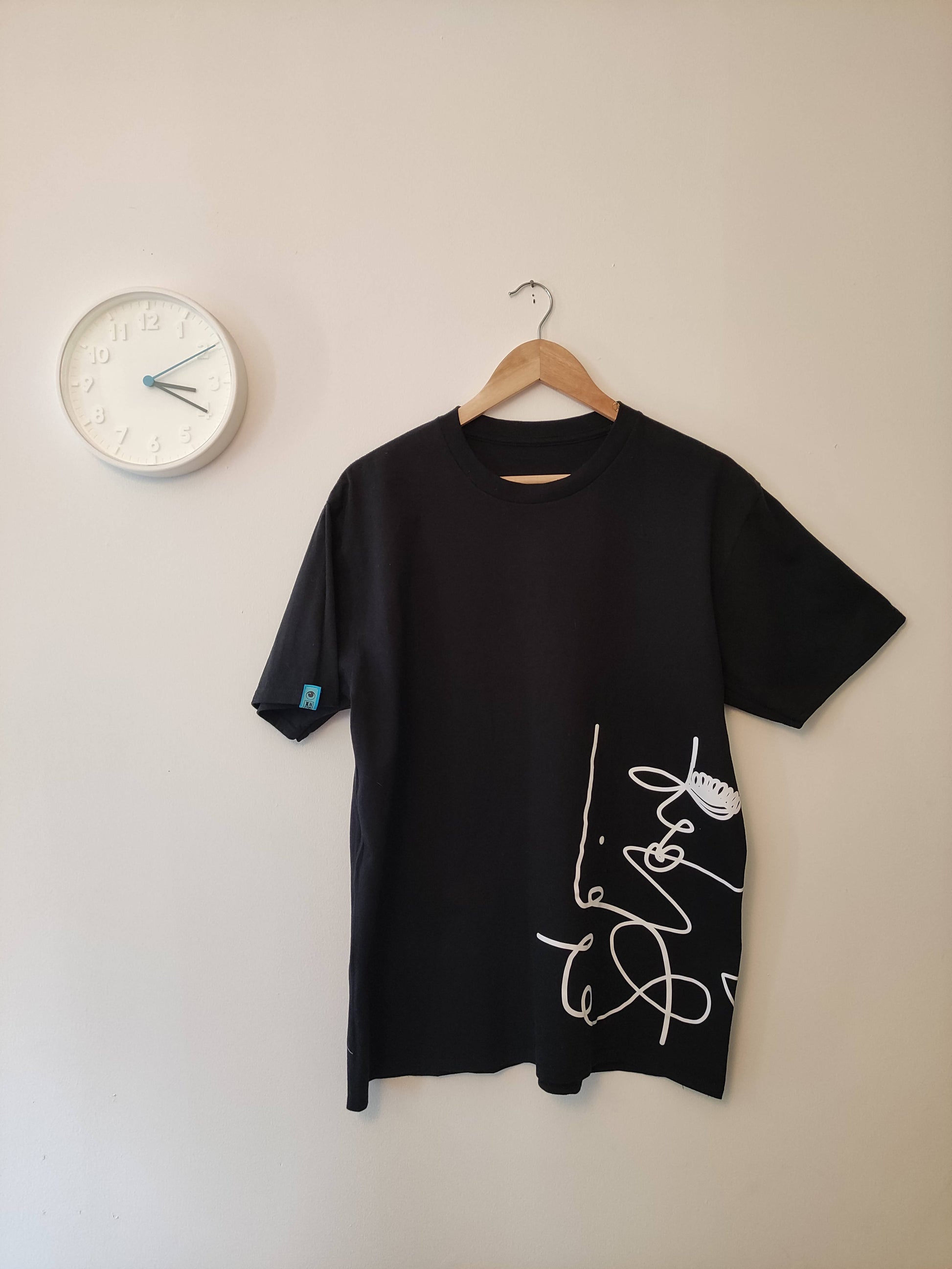 Linear faces Design 02, Side printed T-shirt – Scottish Design Exchange
